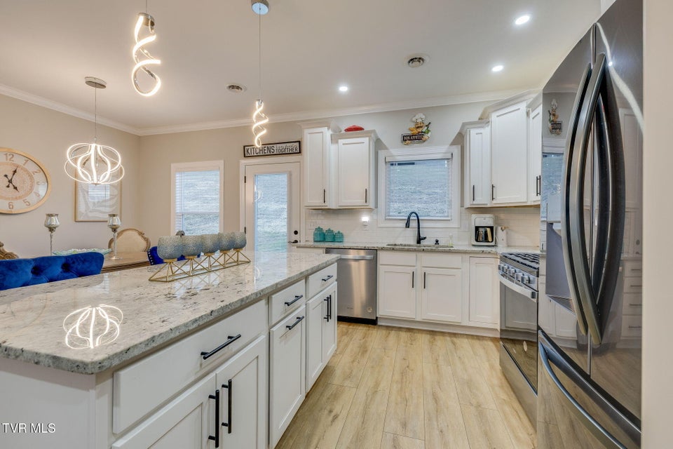 Photo #7: 226 Quiet Stroll Lane