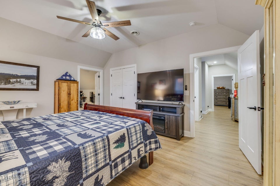 Photo #26: 226 Quiet Stroll Lane