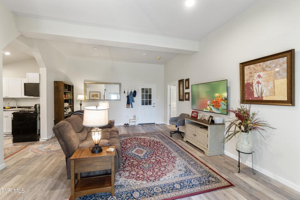 Photo #6: 2087 Fodderstack Mountain Loop