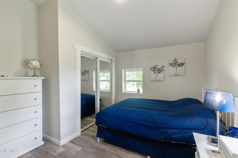 Photo #15: 2087 Fodderstack Mountain Loop