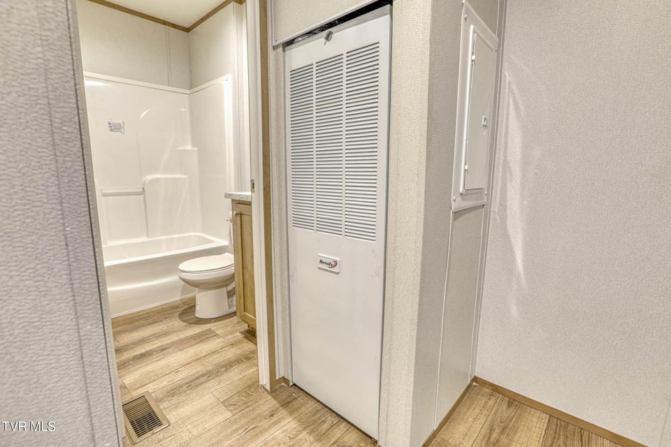 Photo #32: 105 Bert Price Road