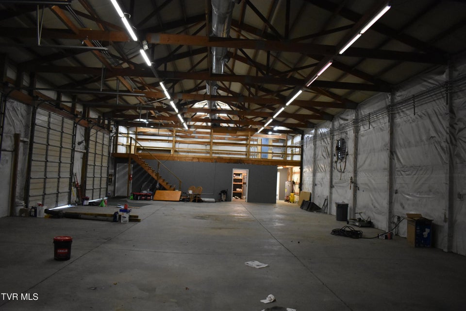 Photo #15: 475 Morelock Street