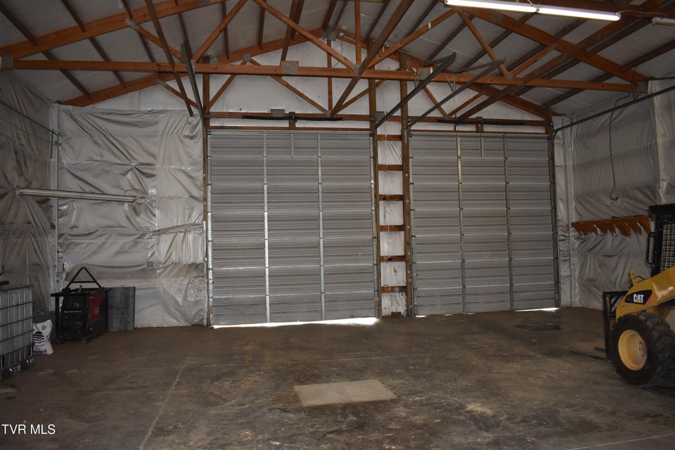 Photo #21: 475 Morelock Street