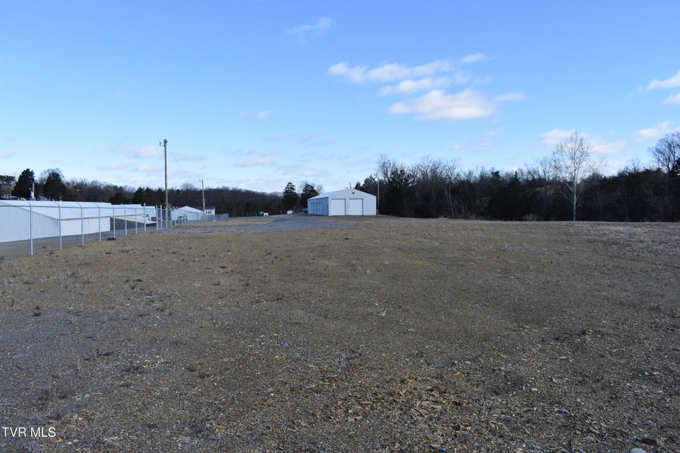 Photo #25: 475 Morelock Street