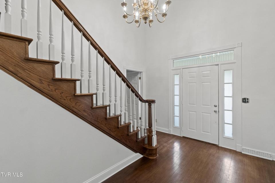 Photo #10: 104 Magnolia Drive