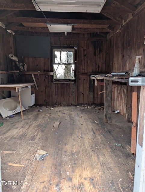 Photo #4: 918 Independence Drive