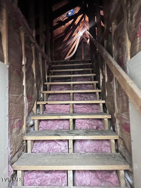 Photo #15: 2734 East Oakland Avenue 