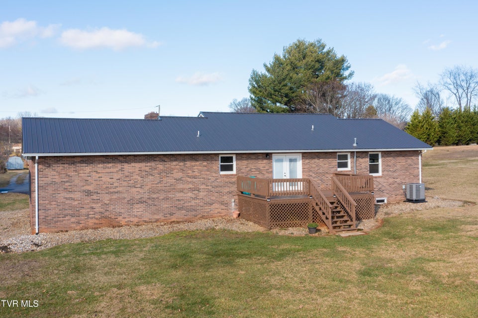 Photo #38: 134 Nikki Circle