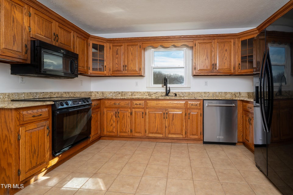 Photo #7: 134 Nikki Circle