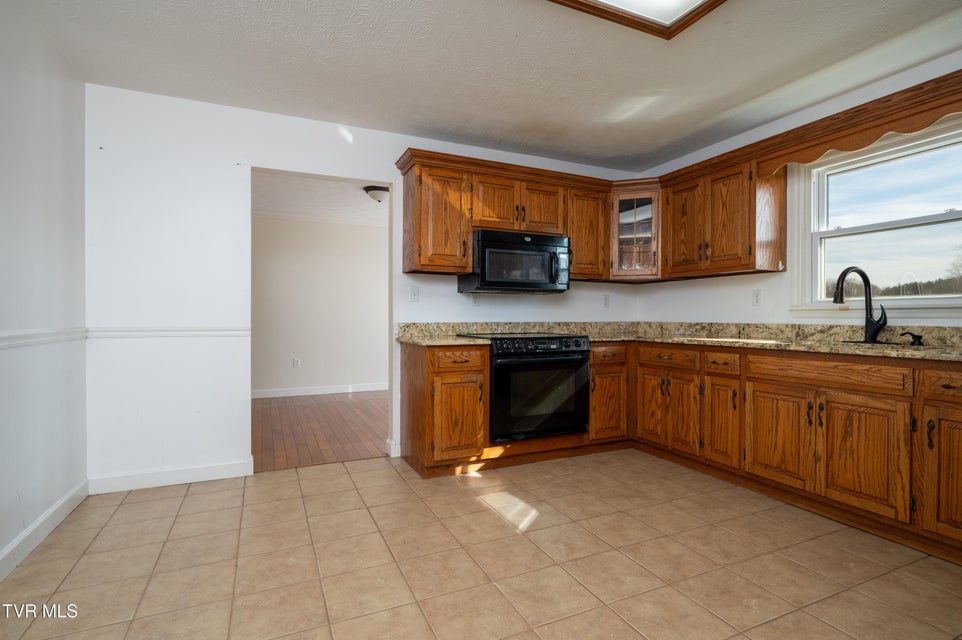 Photo #8: 134 Nikki Circle