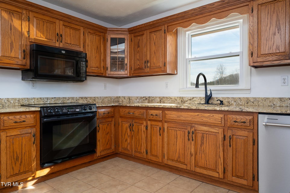 Photo #10: 134 Nikki Circle