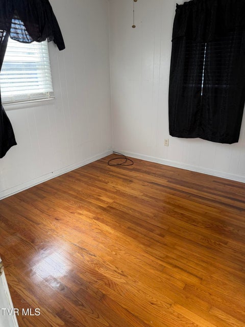 Photo #33: 142 Cressview Rd Road