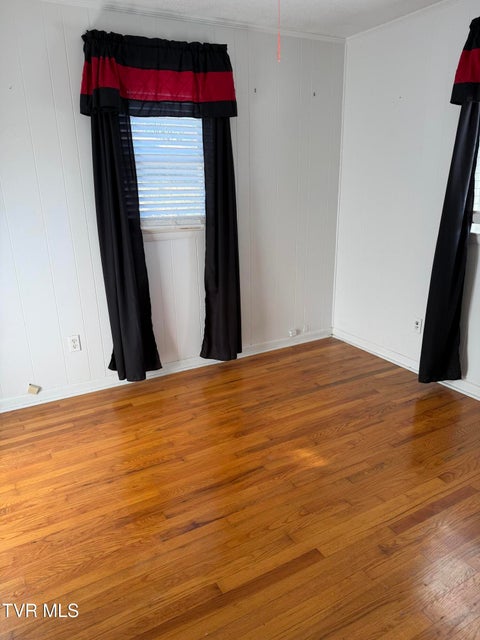 Photo #34: 142 Cressview Rd Road