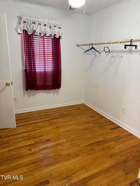 Photo #35: 142 Cressview Rd Road