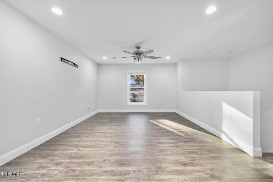 Photo #6: 135 Woodcrest Drive