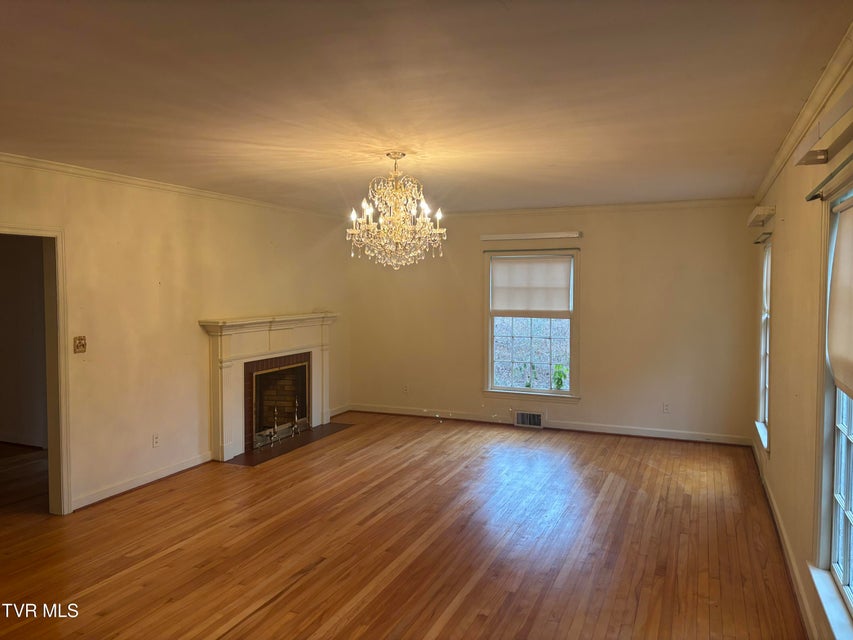 Photo #3: 902 Tusculum Boulevard