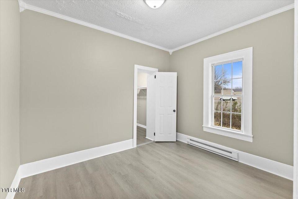 Photo #14: 205 Perry Street