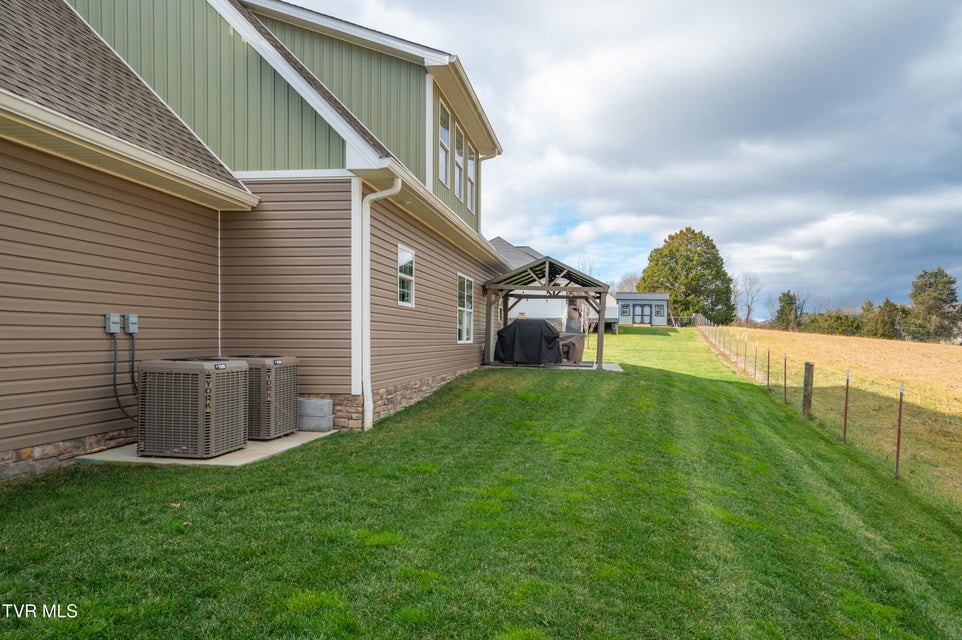 Photo #41: 285 New Hope Road