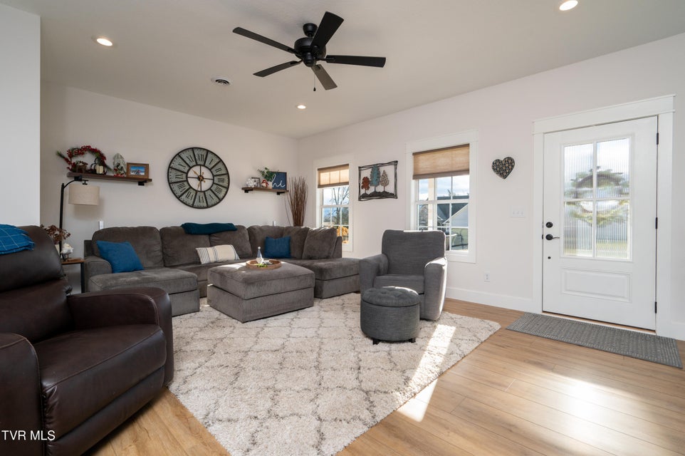 Photo #5: 285 New Hope Road