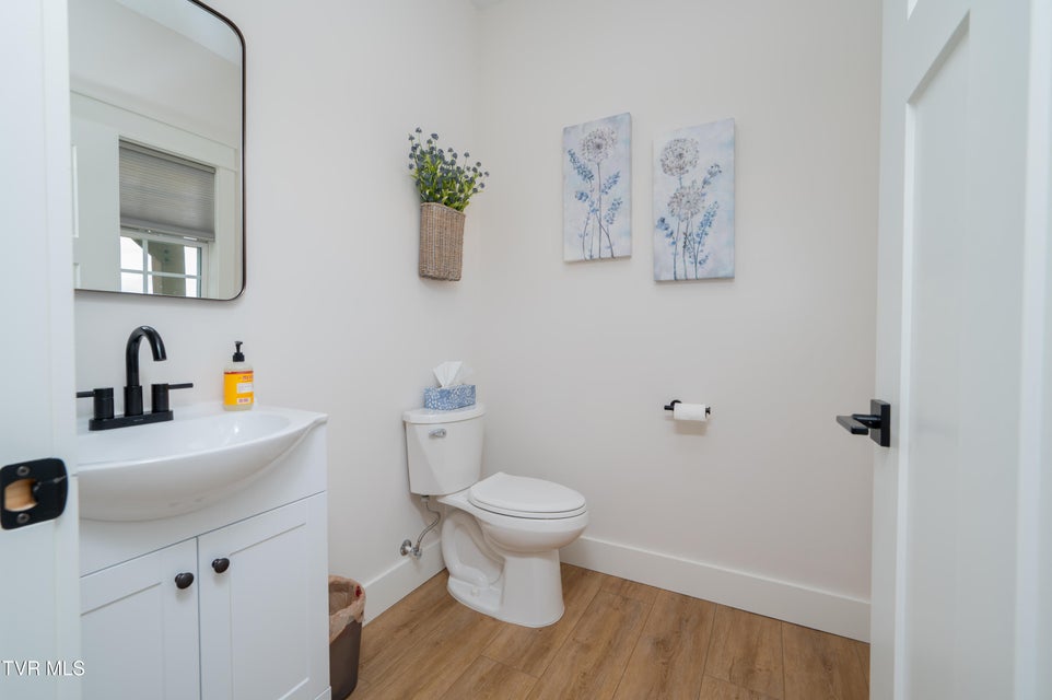 Photo #19: 285 New Hope Road