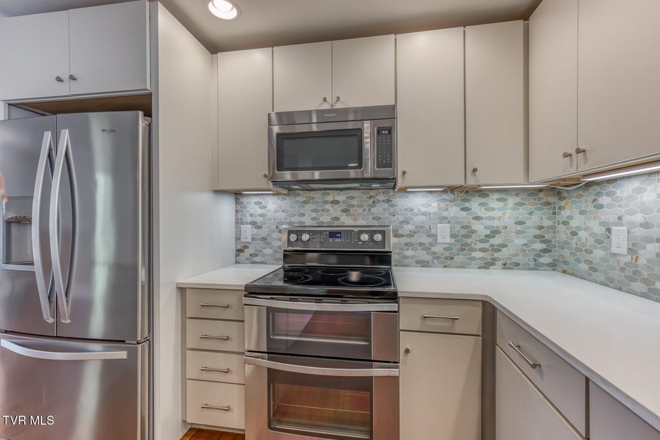 Photo #12: 715 Hollyhill Road