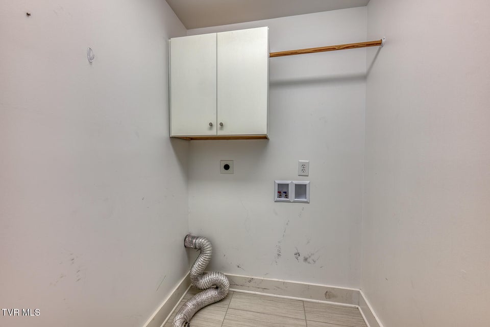 Photo #18: 715 Hollyhill Road