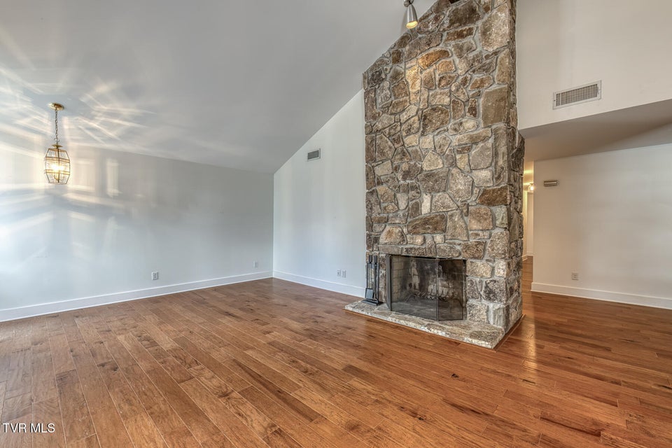 Photo #25: 715 Hollyhill Road