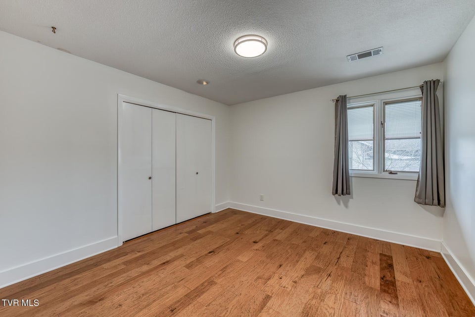 Photo #35: 715 Hollyhill Road