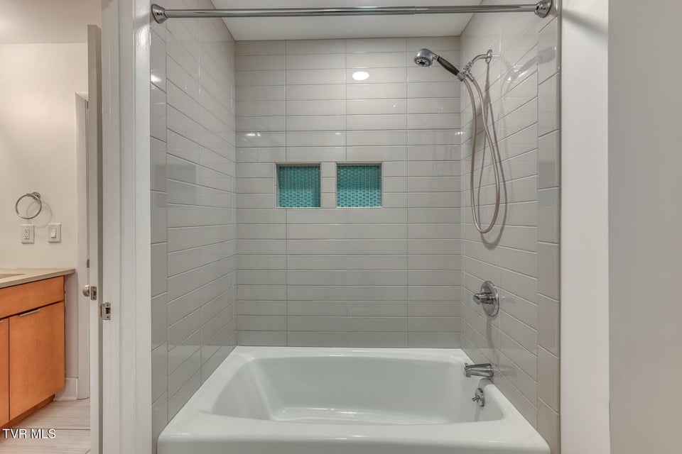 Photo #38: 715 Hollyhill Road