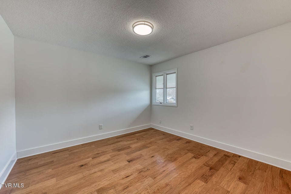 Photo #39: 715 Hollyhill Road