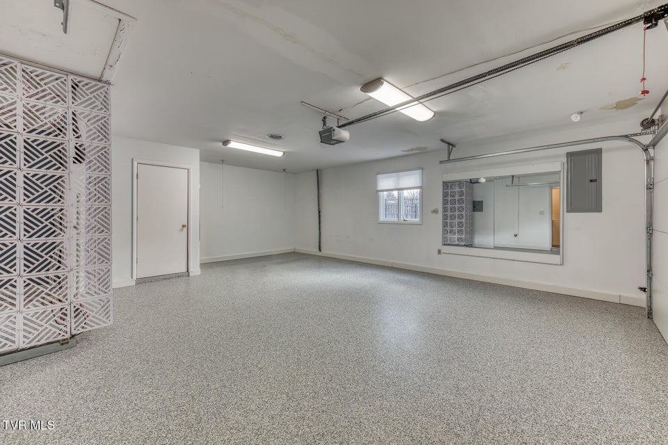 Photo #44: 715 Hollyhill Road