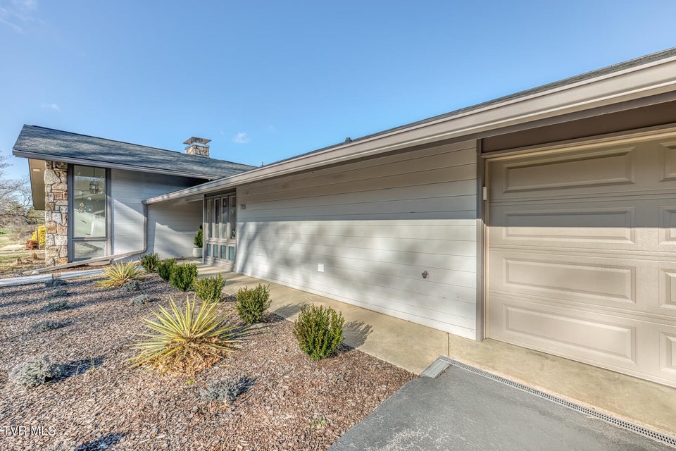 Photo #51: 715 Hollyhill Road