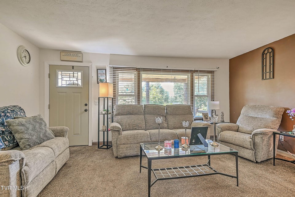 Photo #7: 16153 Baytree Road