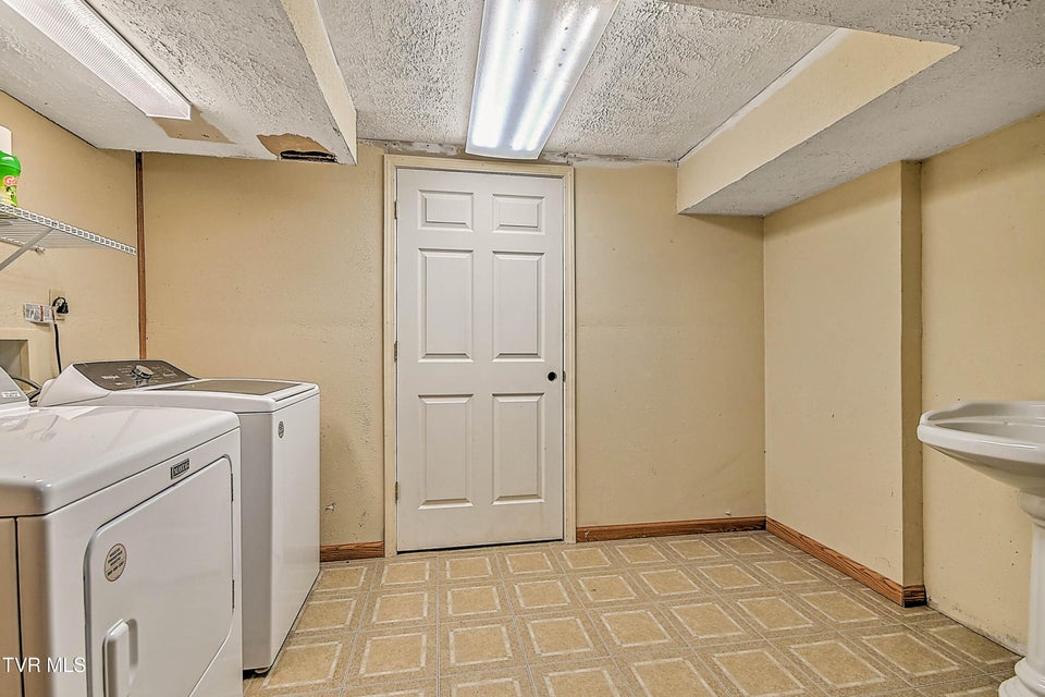 Photo #30: 16153 Baytree Road