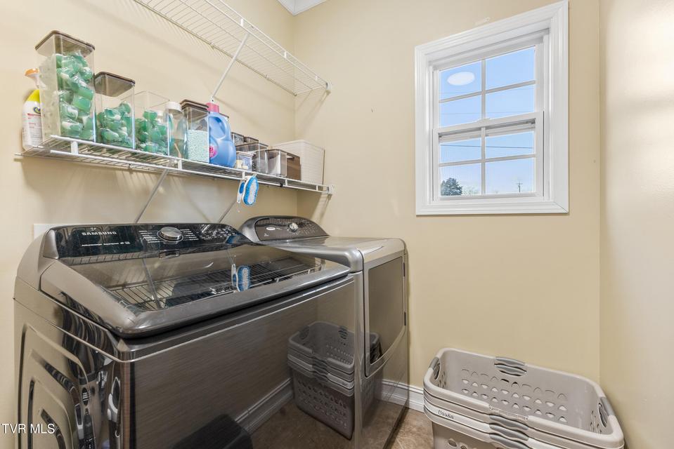 Photo #24: 3017 Hardy Road