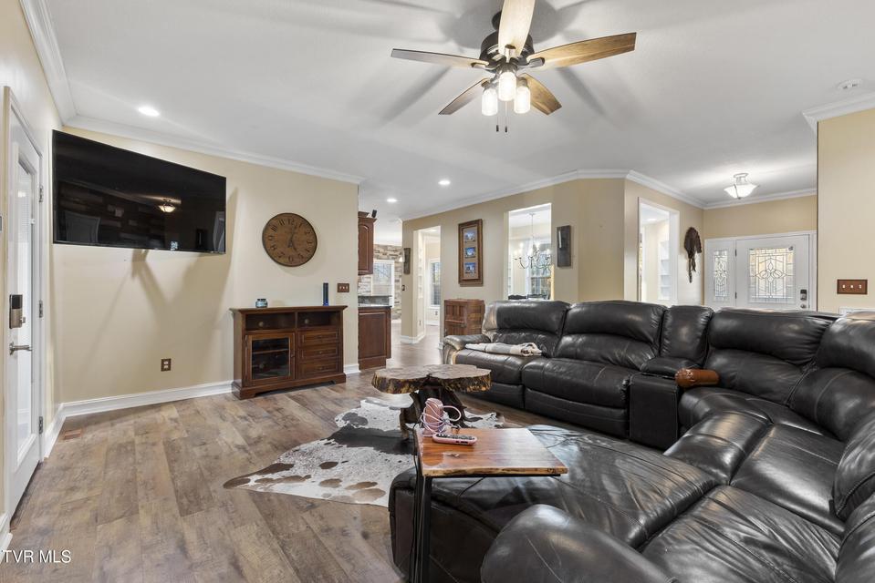 Photo #32: 3017 Hardy Road