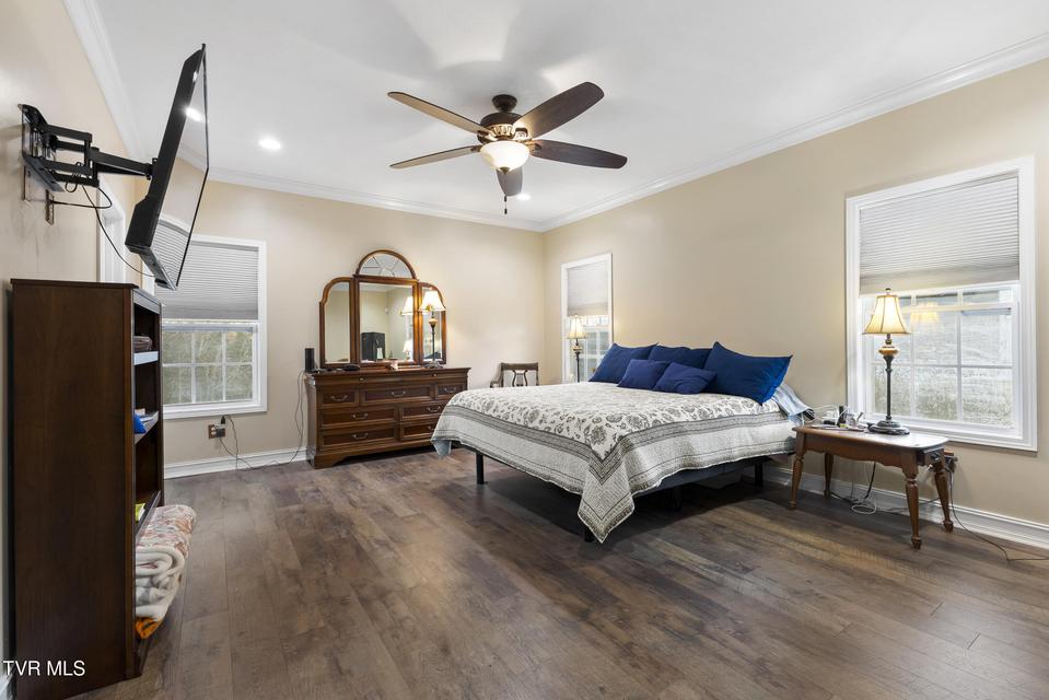 Photo #33: 3017 Hardy Road