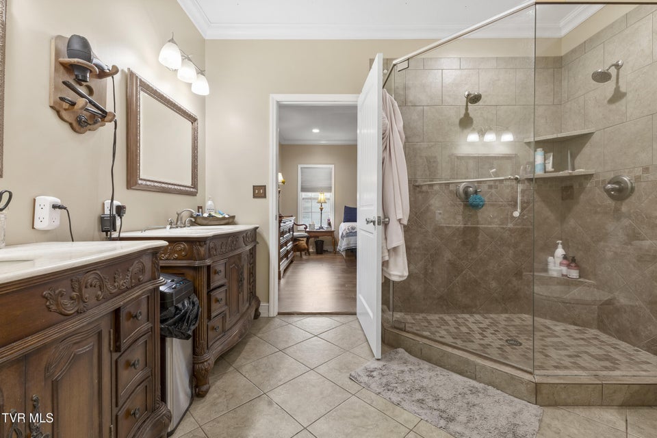 Photo #37: 3017 Hardy Road