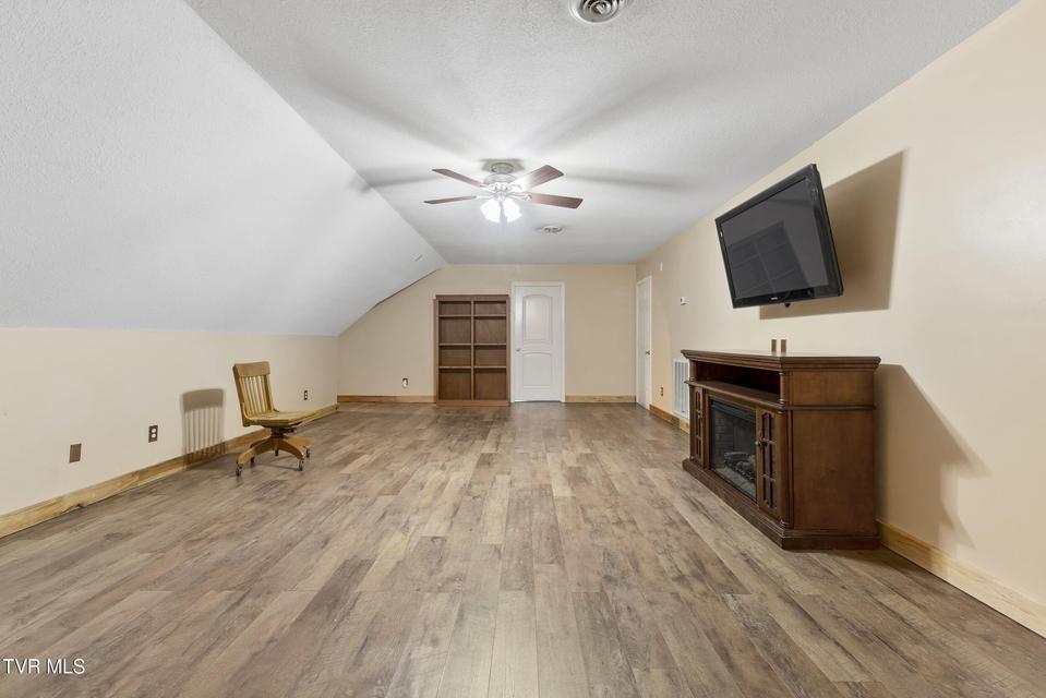 Photo #45: 3017 Hardy Road