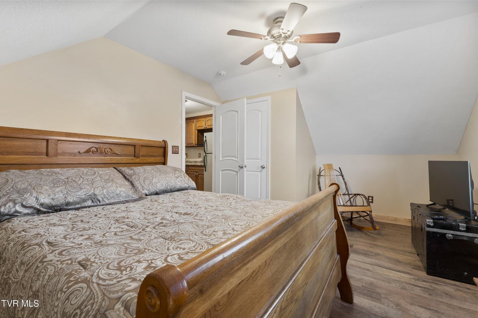 Photo #53: 3017 Hardy Road