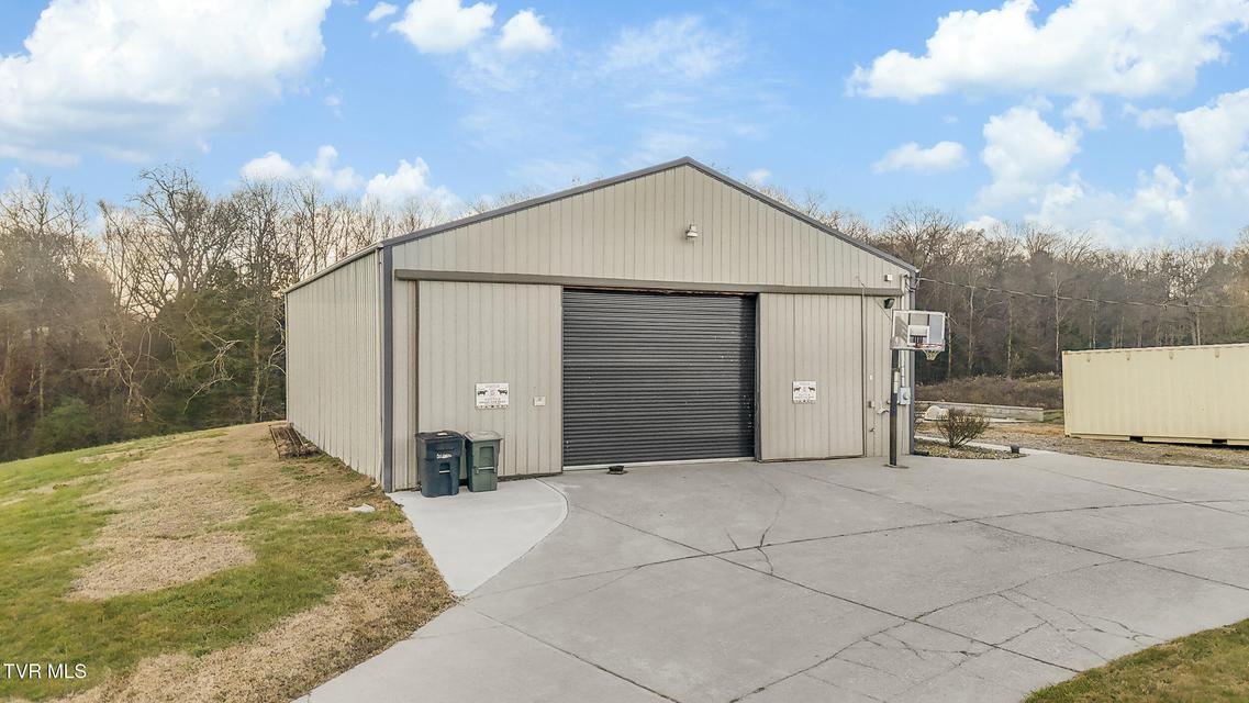 Photo #57: 3017 Hardy Road