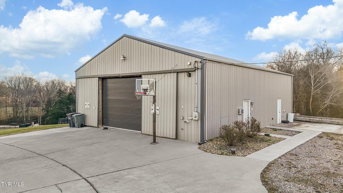 Photo #58: 3017 Hardy Road