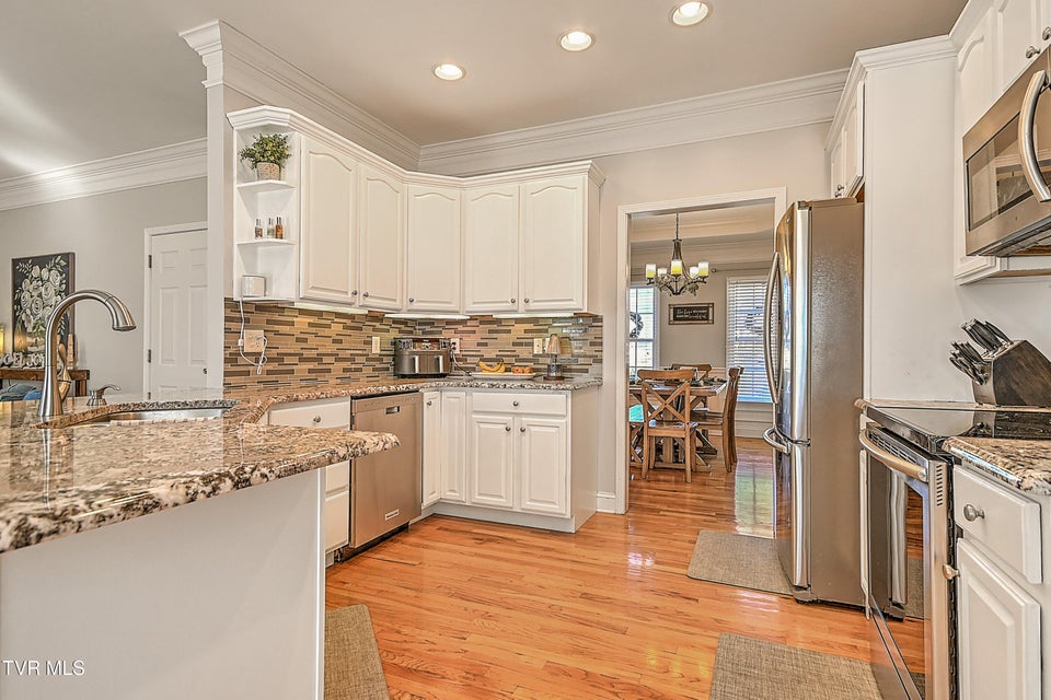 Photo #14: 616 Kings Ridge Drive