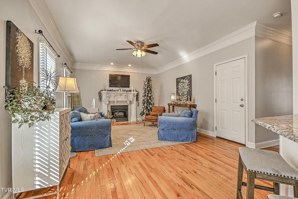 Photo #21: 616 Kings Ridge Drive