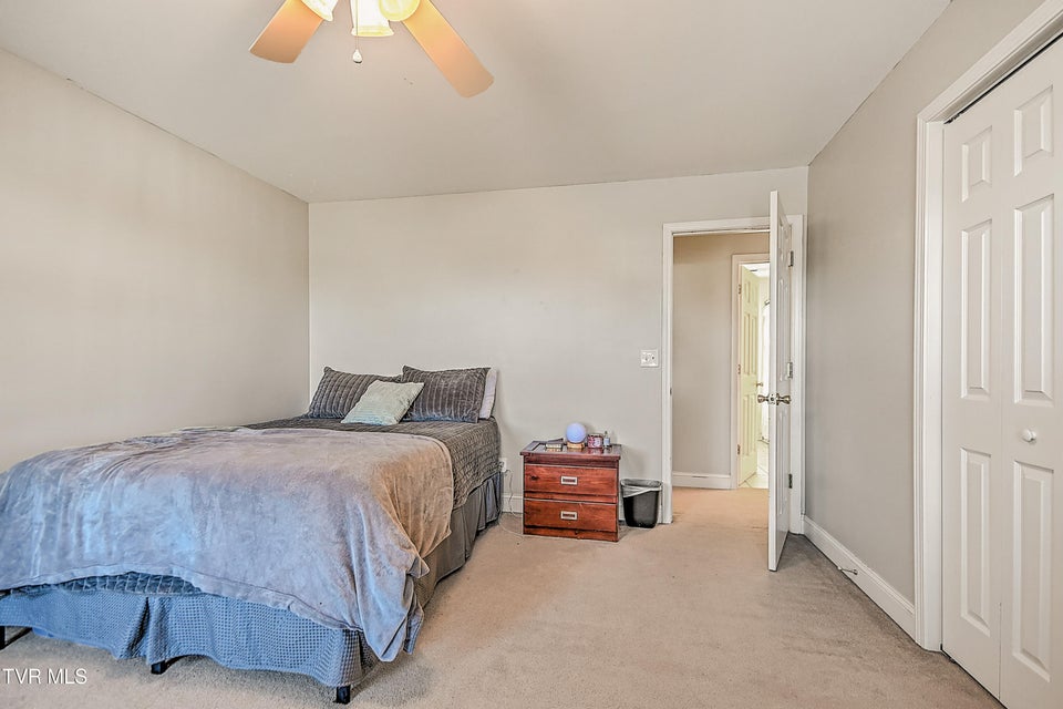 Photo #39: 616 Kings Ridge Drive