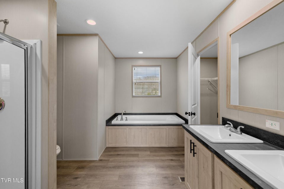 Photo #18: 1119 Stanley Valley Road