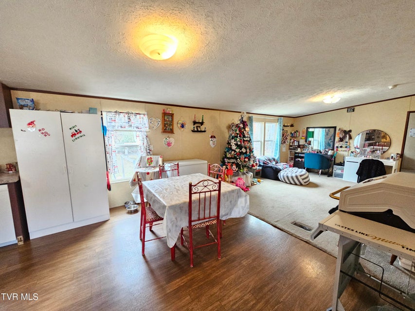 Photo #28: 1770 Highway 91 