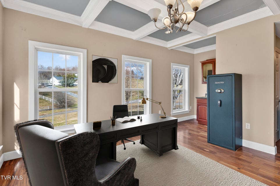 Photo #10: 17968 Overlook Dr 