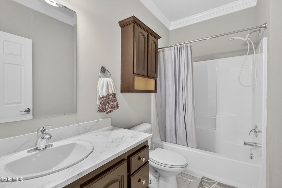 Photo #27: 17968 Overlook Dr 