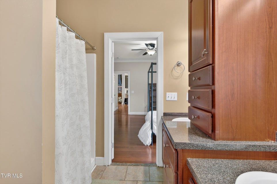 Photo #24: 17968 Overlook Dr 